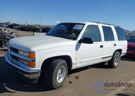 1997 Chevrolet Tahoe Ls z USA, uszkodzony, nr VIN 1GNEC13R9VJ439980